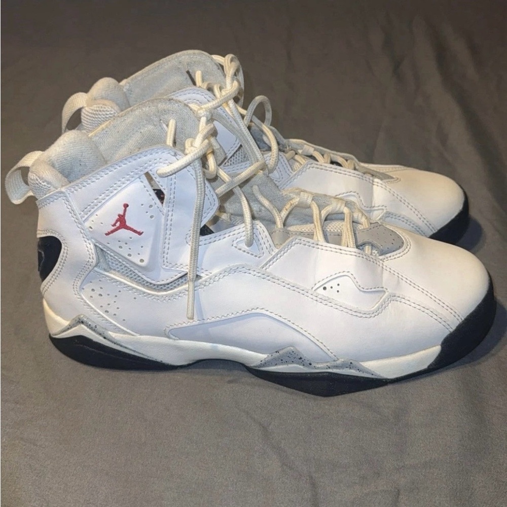 Air Jordan True Flight Shoes Youth 7Y White Basketball Shoes Sneakers 343795-121